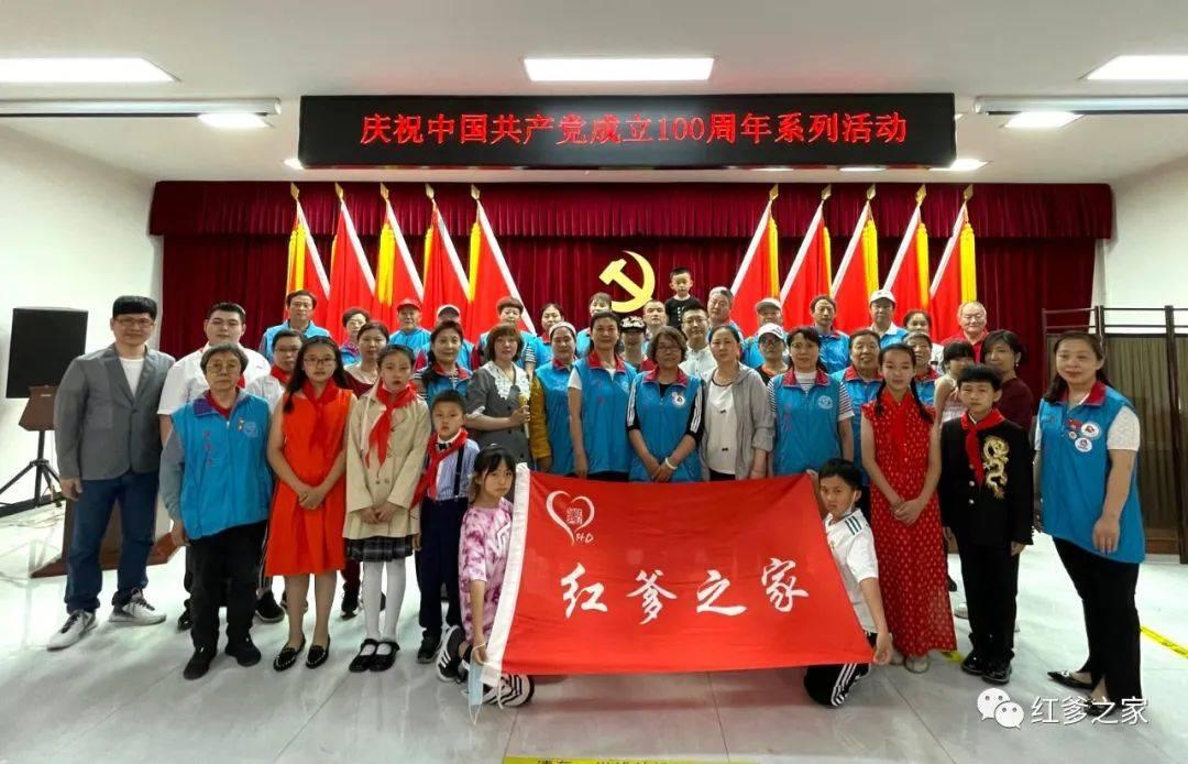 我男朋友说叫我不要烦哭的表情、他为什么这么说？游戏画面